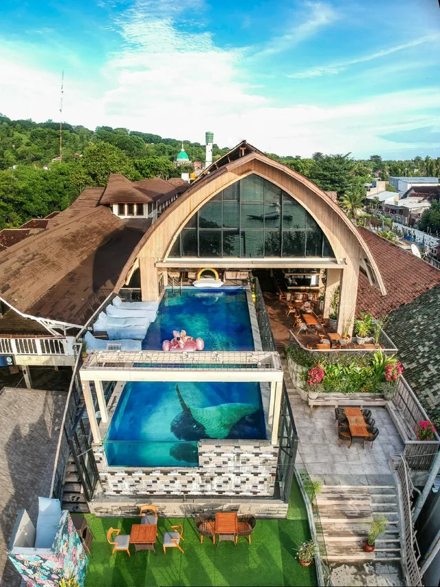 chamberlain, Marc Hotel Gili Trawangan 1/3