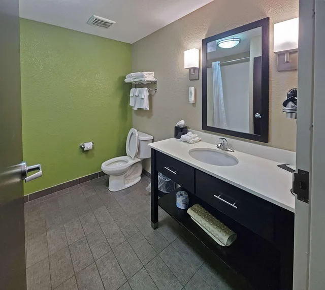 غرفة بسريرين كوين، Sleep Inn & Suites Columbia KY 7/7