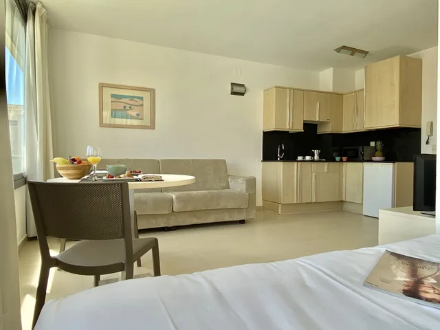 شقة بسريرين منفصلين مع أريكة، Apartamentos Atenea Park 5/6