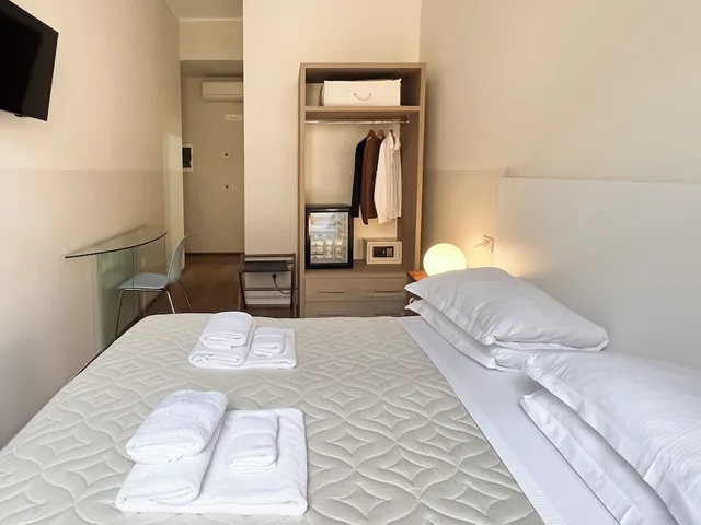 غرفة اقتصادية بسرير كوين، Hotel La Scala 1/5