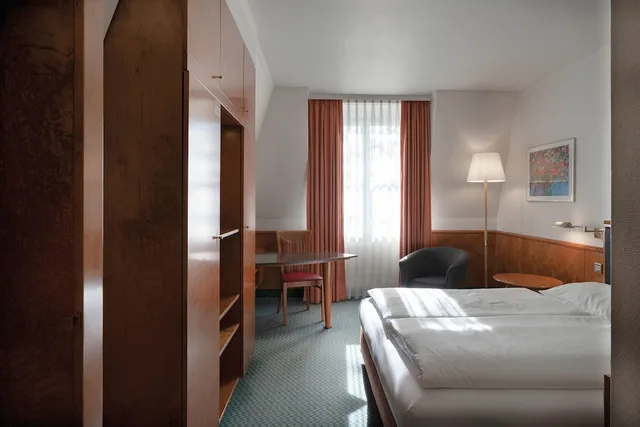 Standard Double, Seminaris Sunday Hotel Leipzig West 2/5