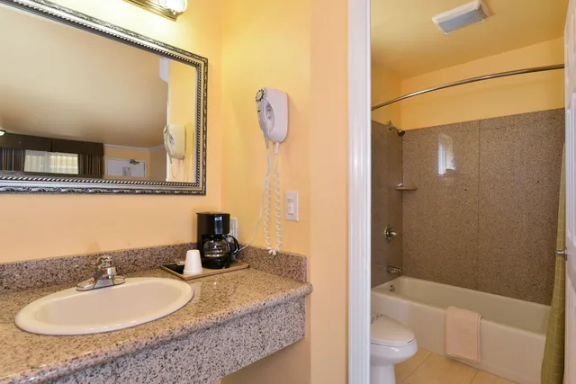 غرفة ديلوكس بسرير كينج، Americas Best Value Inn And Suites San Francisco Airport North 5/5
