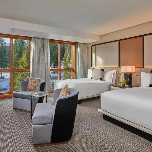 غرفة ديلوكس بسرير كوين بإطلالة على الجبل، The Ritz Carlton Lake Tahoe 3/6
