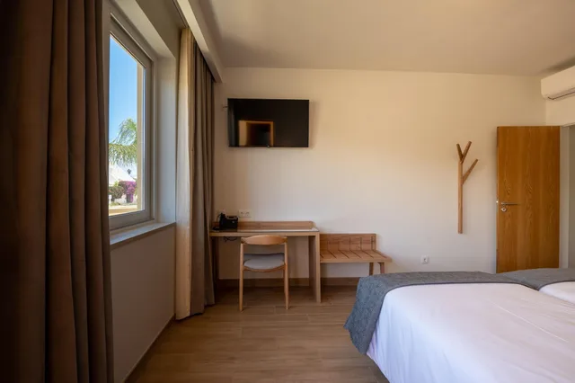 Superior, Apartment, Sea View, Balcony, Aparthotel Vila Luz 2/5