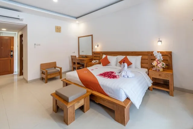 Lagoon, King Bed، The Salila Beach Resort 4/10