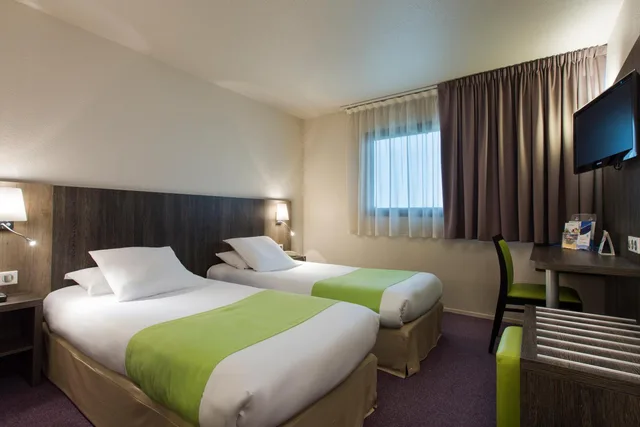 استوديو بسريرين منفصلين بمطبخ صغير، Comfort Hotel Toulouse Sud 3/7