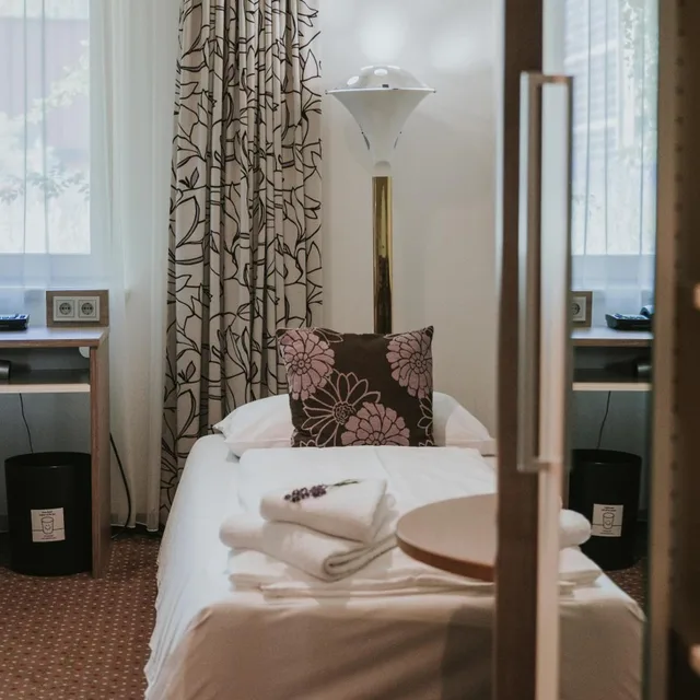 غرفة كومفورت ثلاثية بإطلالة على الحديقة، Boutiquehotel Stadthalle 5/10