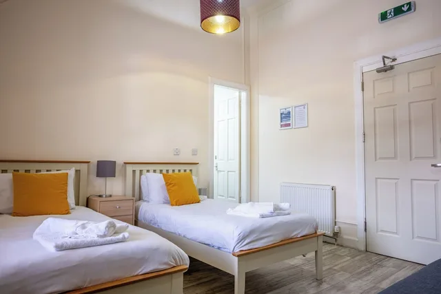 غرفة سوبيريور رباعية بسريرين منفصلين مع أريكة، Callander Hostel 1/6