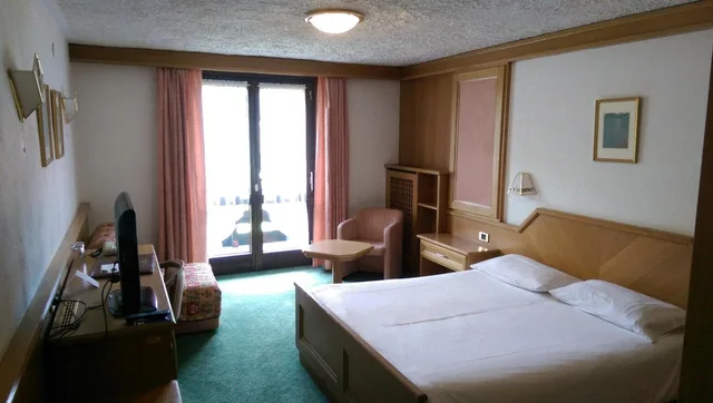 غرفة كلاسيكية بسرير مزدوج أو سريرين منفصلين، Hotel Intermonti 8/10