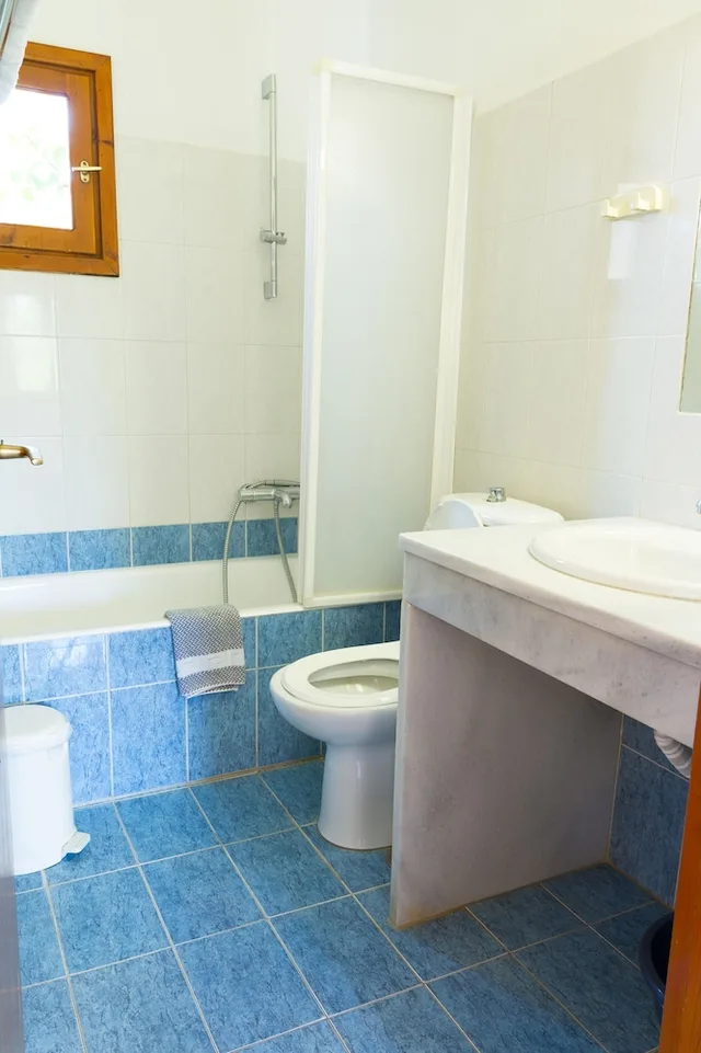شقة بسرير مزدوج وسريرين منفصلين، Ideal Hotel 3/3