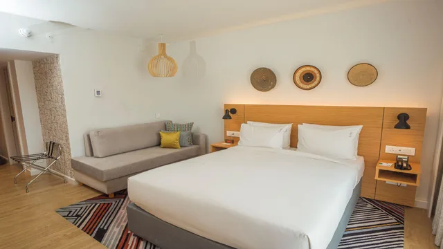 غرفة بسرير كوين، Holiday Inn Lusaka 1/7