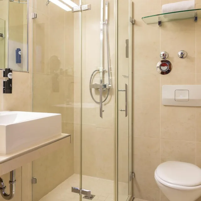 غرفة بزنس مفردة، Hotel Konig Ludwig Ii 7/12