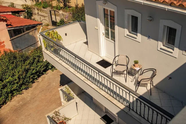 Fiore Azzurro، Corfu 4/50