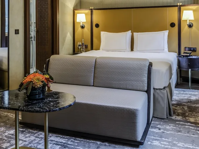 غرفة ديلوكس بسرير كينج، The Galata Hotel Istanbul - MGallery Collection 6/10