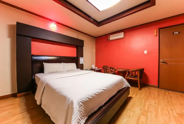 غرفة بسرير مزدوج تُحدَّد عند الوصول، Prince Motel 1/1