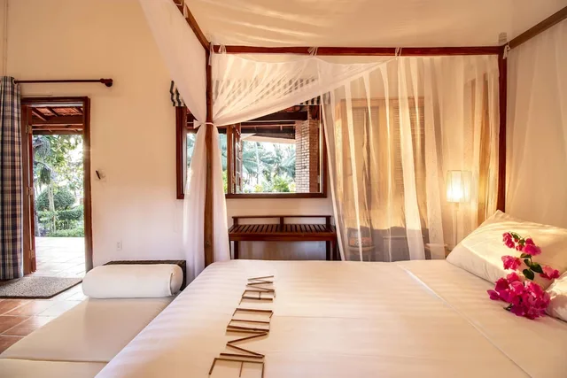 غرفة قياسية بسرير كوين بإطلالة على البحر، Cassia Cottage 3/7