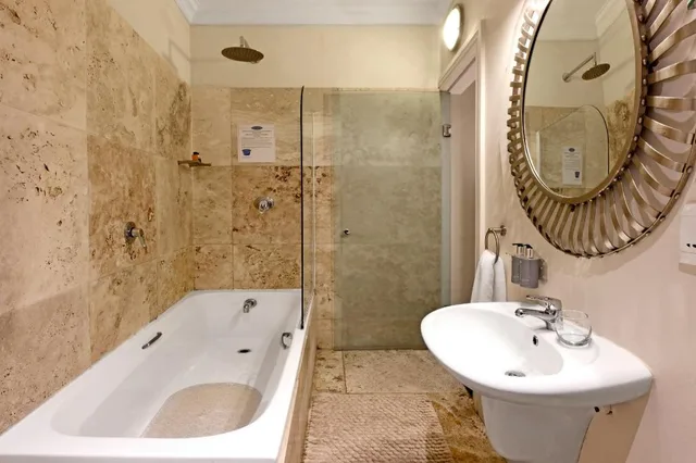 شقة بسرير كينج بغرفة نوم واحدة، Auberge Daniella 1/1