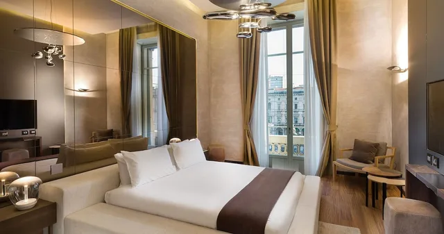 Suite, King Bed, Cathedral View, Duomo View، The Glamore Milano Duomo 2/4