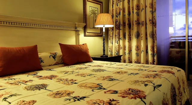غرفة بسرير مزدوج أو سريرين منفصلين بإطلالة على الحديقة، Royal Savoy by Savoy Signature 1/1