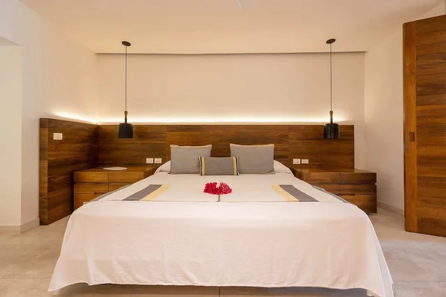 جناح سوبيريور بسريرين مزدوجين وسريرين كينج بإطلالة على الحديقة بـ3 غرف نوم، El Careyes Club and Residences 1/1