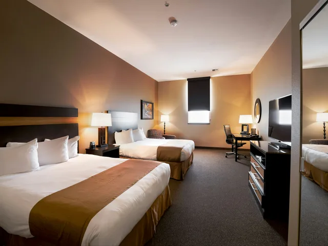 غرفة بسريرين كوين لذوي الإعاقة، Hotel Maison Yakima Tapestry Collection by Hilton 1/3