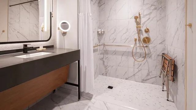 غرفة فاخرة بسريرين كوين لذوي الإعاقة، Caesars Virginia - A Caesars Rewards Destination 3/3