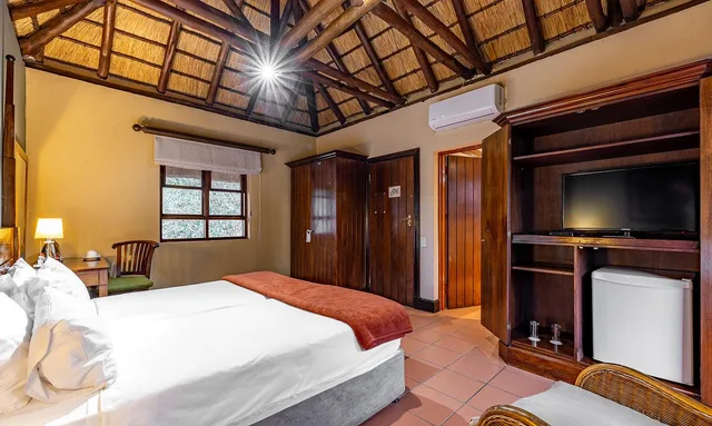 غرفة قياسية مفردة بسريرين منفصلين، Pestana Kruger Lodge 1/1