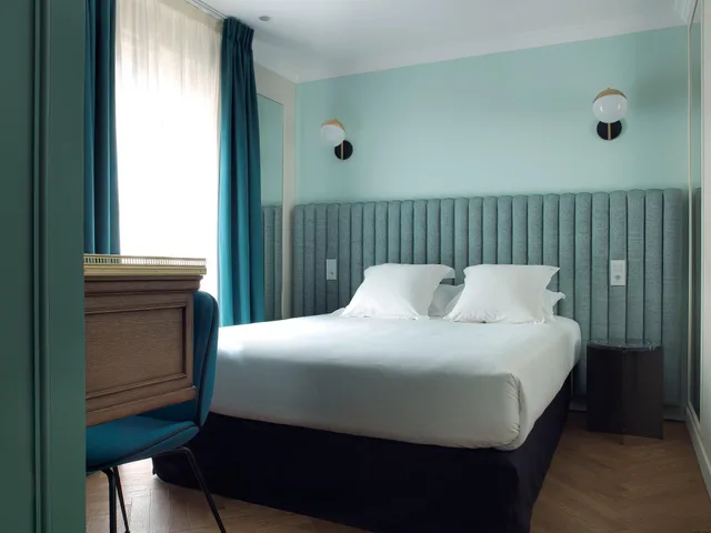 غرفة كلاسيكية بسرير كوين، Bachaumont Hotel 1/2