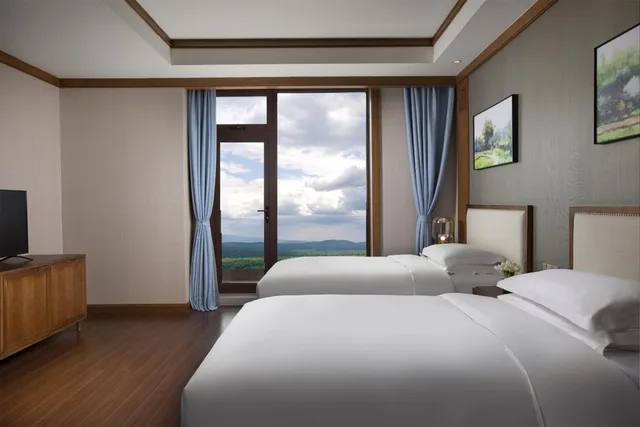 Swiss Advantage, Twin Beds, Mountain View، Swissotel Resort Changbaishan 1/4