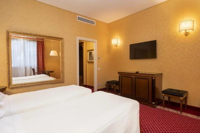 غرفة بسريرين منفصلين، Hotel Maxim 1/5