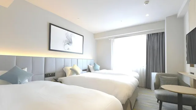 Room, Twin Beds, Oriental Hotel Fukuoka Hakata Station 2/2