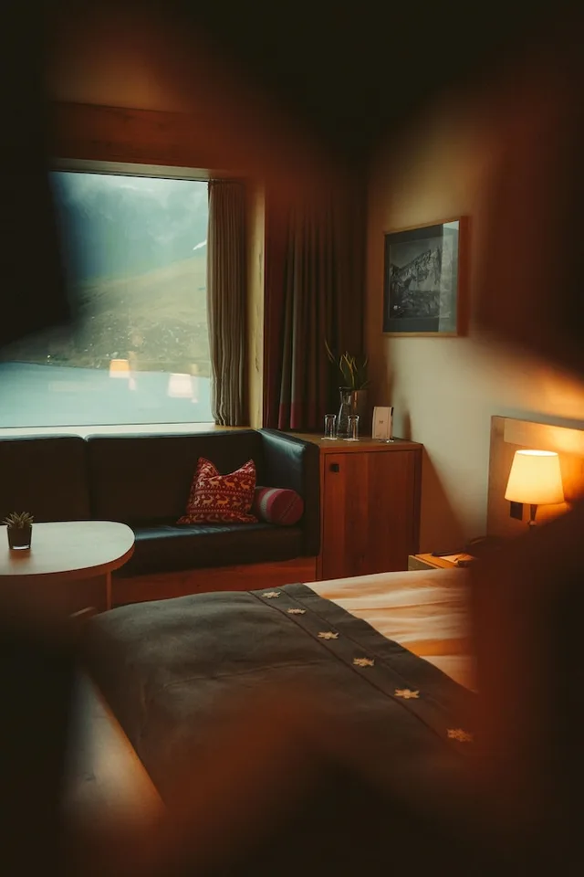 غرفة بسرير مزدوج بإطلالة على البحيرة، Frutt Resort 5/6