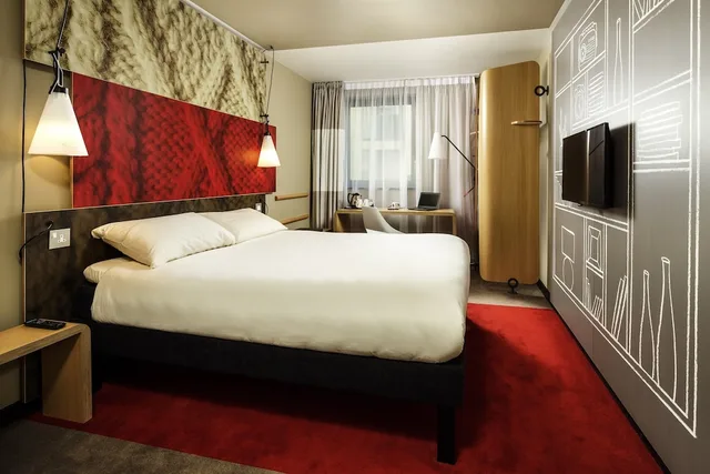 Sweet, Double Bed، ibis Cambridge Central Station 1/7