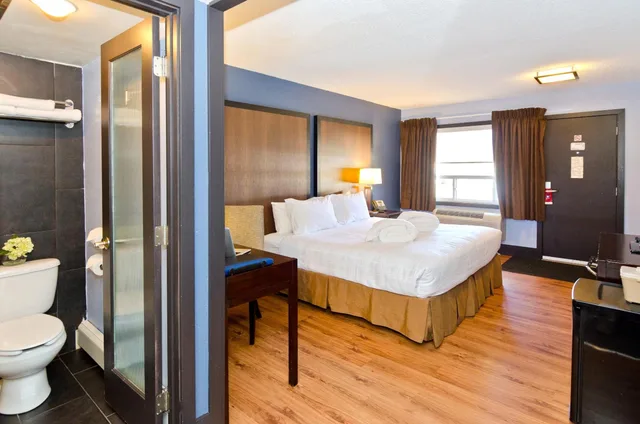 غرفة بسرير كينج، Centro Motel 4/9