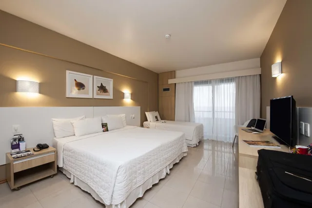 غرفة فاخرة بإطلالة على البحر، Mercure Camboriu Hotel 1/2