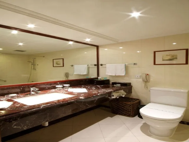 غرفة سوبيريور بسرير كينج وسرير كوين، Jin Jiang Pine City Hotel 4/4