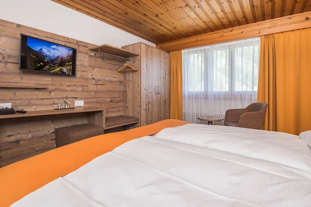Alpine, Budget, Double Bed، Hotel Tascherhof 1/3