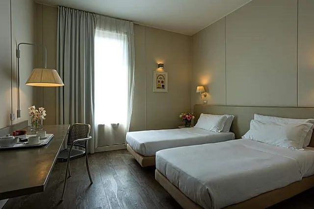 غرفة قياسية ثلاثية بسرير مزدوج، COSMO HOTEL PALACE 1/1