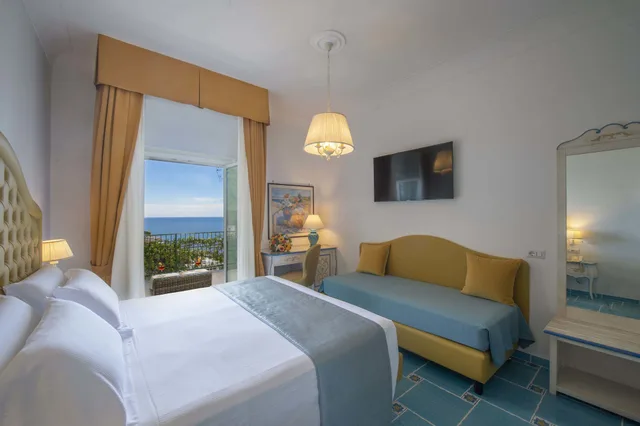 غرفة ديلوكس ثلاثية بسرير كينج، Hotel Pellegrino 1/4