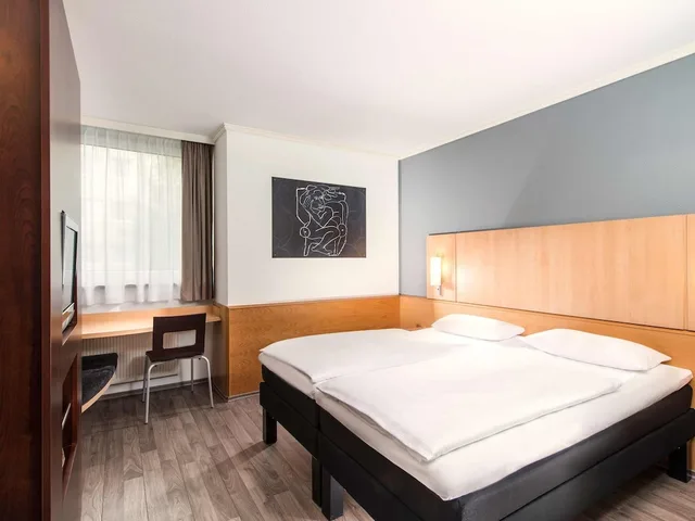 غرفة قياسية بسريرين منفصلين، ibis Leipzig Nord Ost 1/6