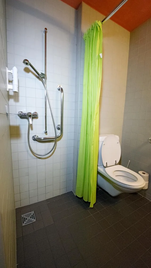 سكن مشترك مختلط بستة أسرّة، Youth Hostel Zermatt 4/5
