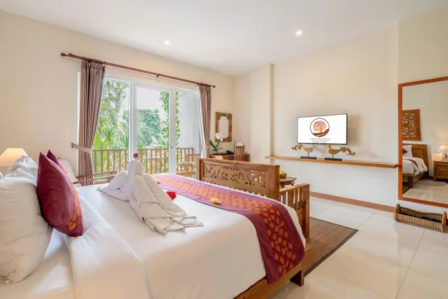 جناح جونيور بشرفة، Ashoka Tree Resort At Tanggayuda 5/8