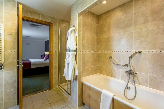 غرفة سوبيريور عائلية، Hellidon Lakes Golf Spa Hotel 6/10