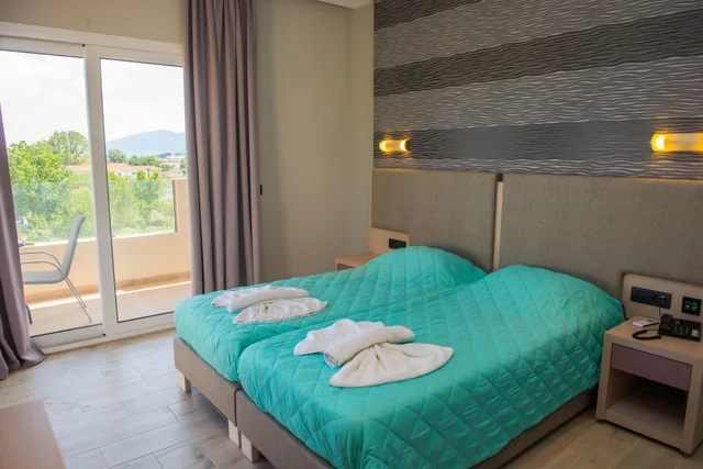 غرفة قياسية بسريرين منفصلين، Alexander the Great Hotel 3/4