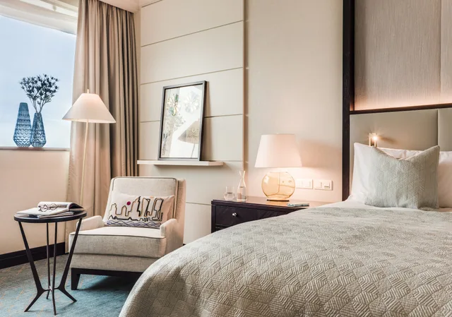 Classic, King Bed, Palace View, Club Lounge Access، Intercontinental Warsaw 7/10