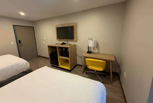 غرفة بسريرين كوين، Days Inn by Wyndham Moosic 1/5
