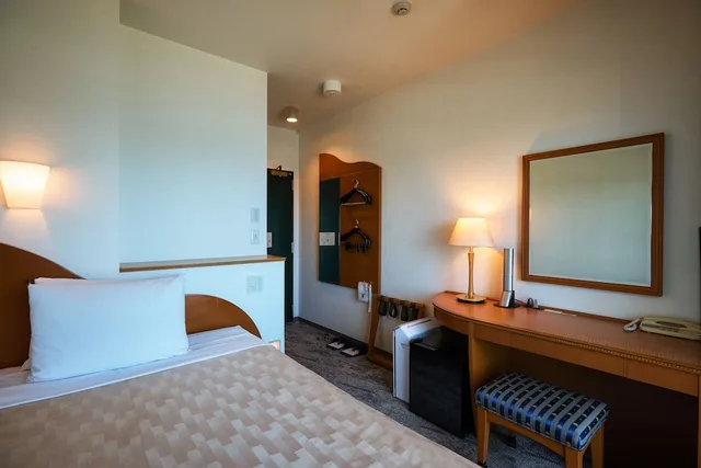 غرفة بسرير مزدوج بإطلالة على البحر، Naha Beach Side Hotel 4/7