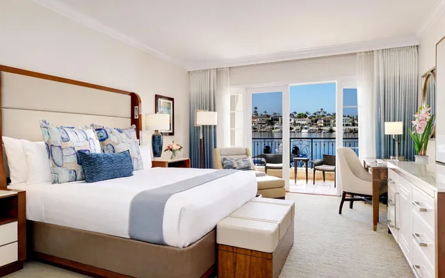 1 Bedroom, Superior, Suite, Bay View، Balboa Bay Resort 1/3