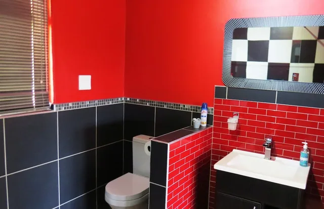 21 Klein Karoo Street، Oudtshoorn 30/35