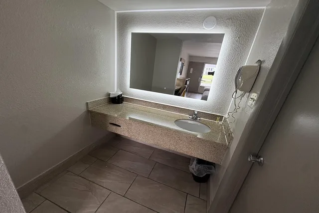غرفة ديلوكس بسريرين مزدوجين، Days Inn By Wyndham Ruther Glen Kings Dominion Area 5/5